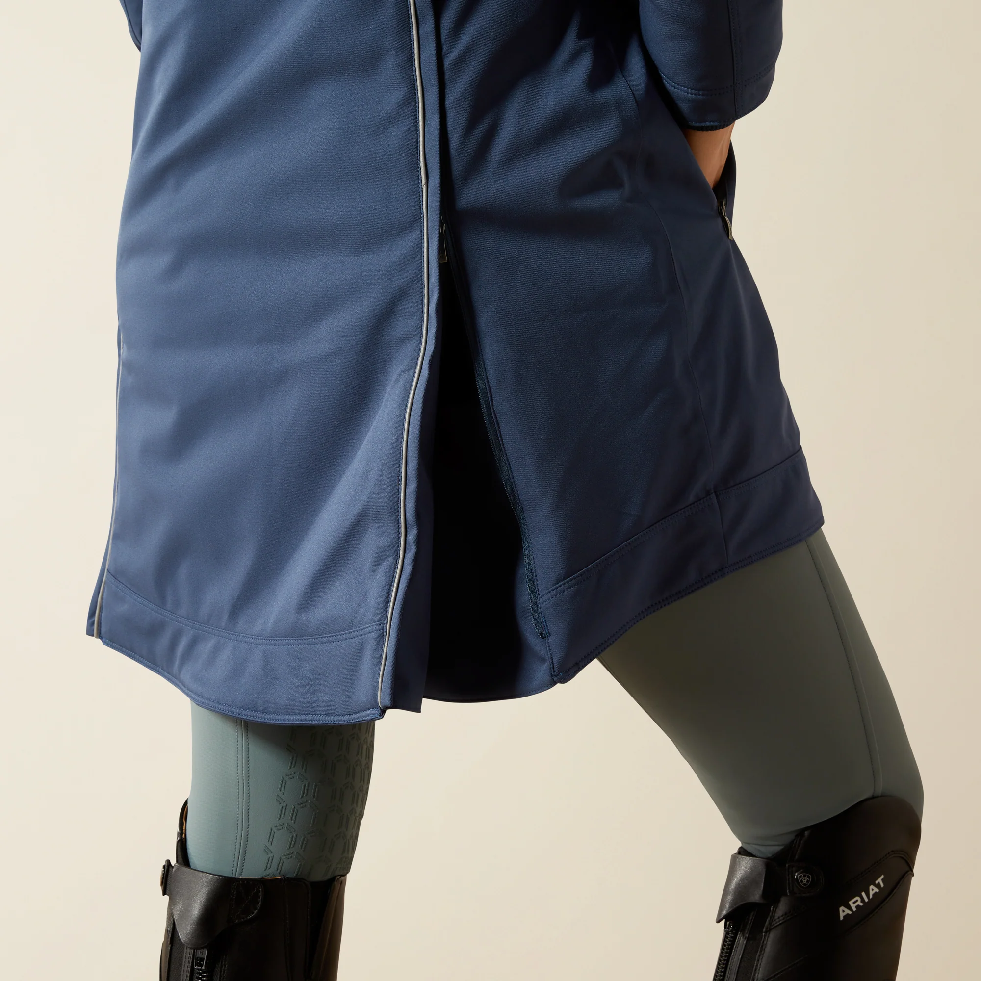 Ariat Women's Tempest Waterproof Insulated Parka - Image 12