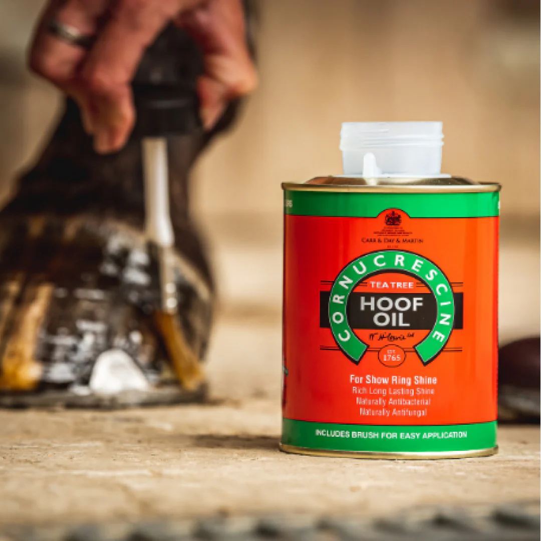 Carr & Day & Martin Cornucrescine Tea Tree Hoof Oil - Image 2