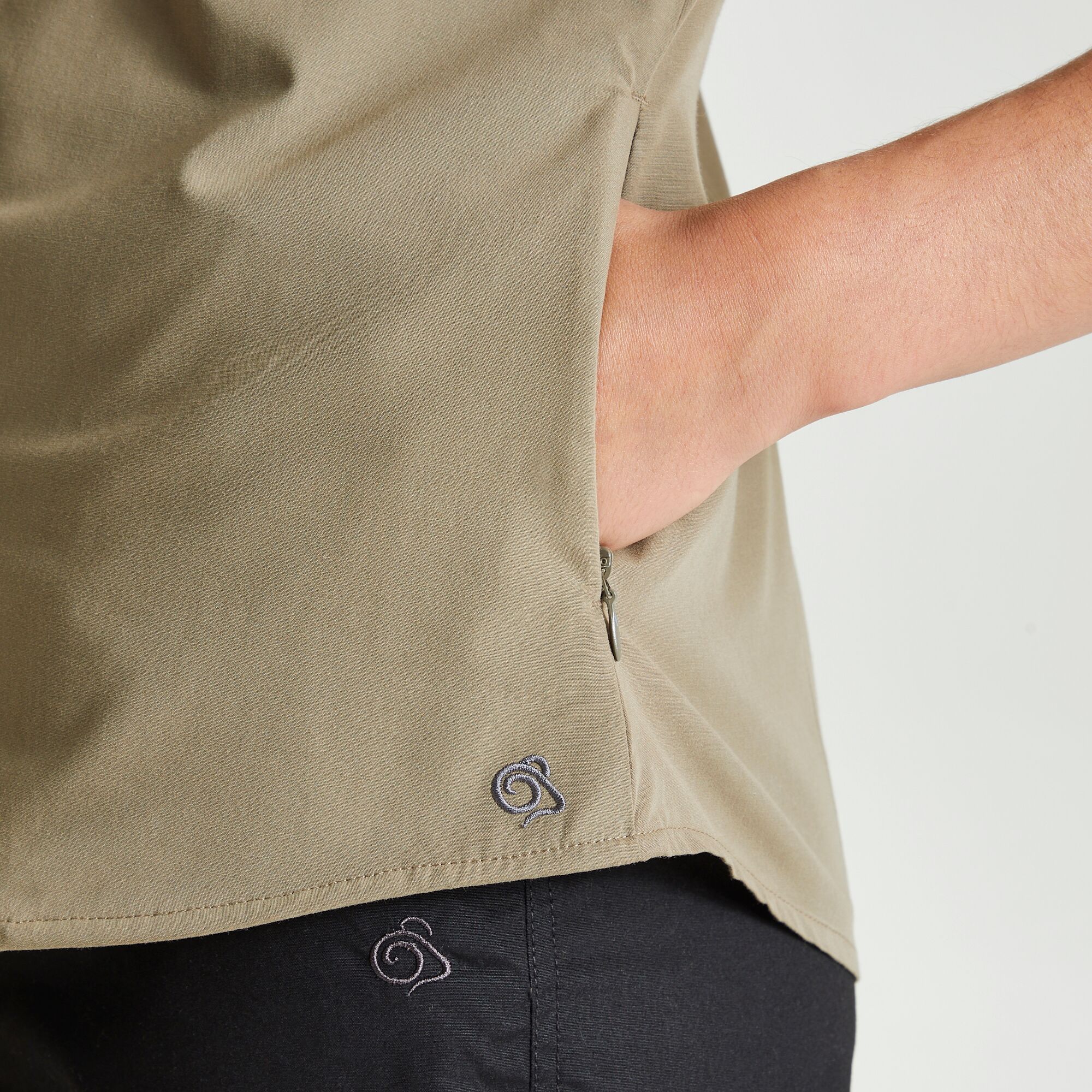 Craghoppers Expert Women's Kiwi Short Sleeve Shirt - Image 6