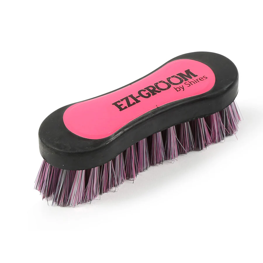 Shires Ezi-Groom Grip Face Brush - Image 2