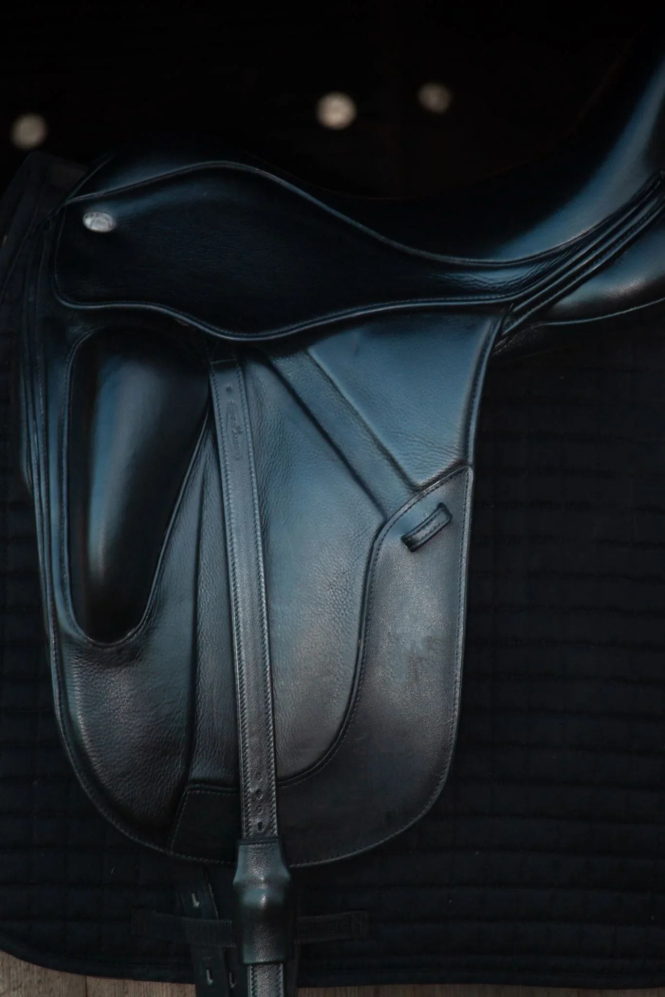 Henry James Mono Dressage Stirrup Leathers - Image 2