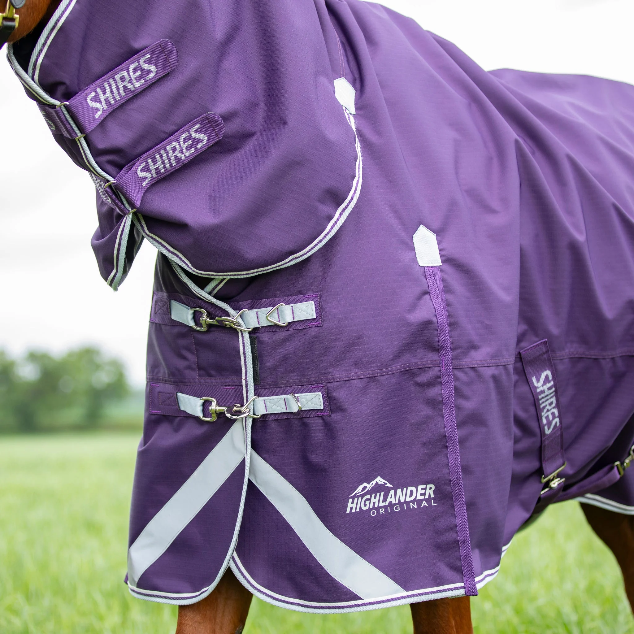 Shires Highlander Original 100g Combo Turnout Rug - Image 10
