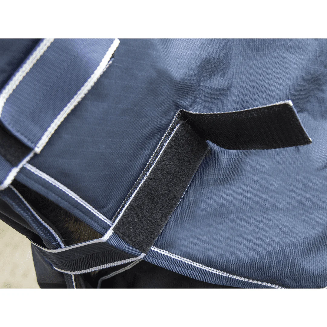 HKM Fleece Starter Turnout Rug - Image 4