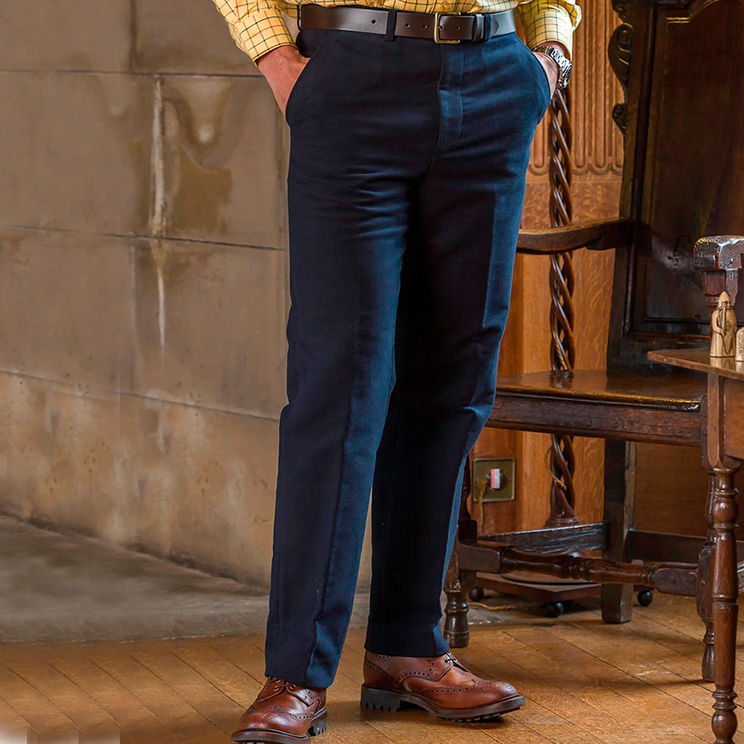 Hoggs of Fife Monarch Men's Moleskin Jeans - Image 4