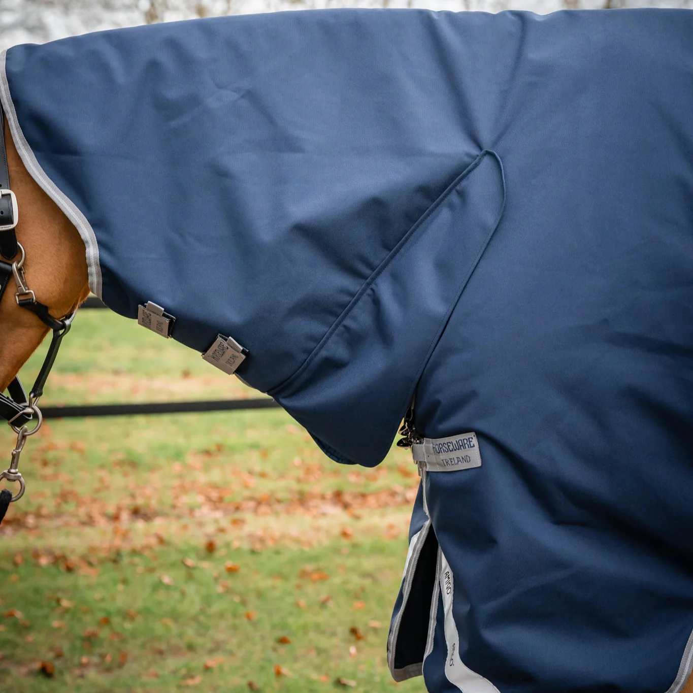 Horseware Ireland Amigo 1200D Integrated 50g Turnout Rug - Image 3