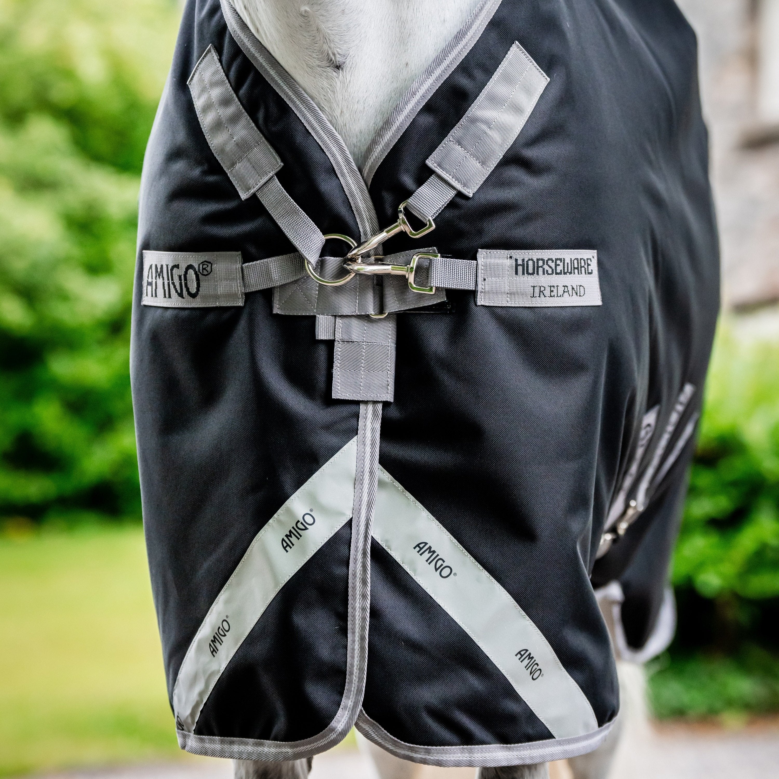 Horseware Ireland Amigo Bravo 12 Plus Bundle V-Front 50g Turnout Rug - Image 29
