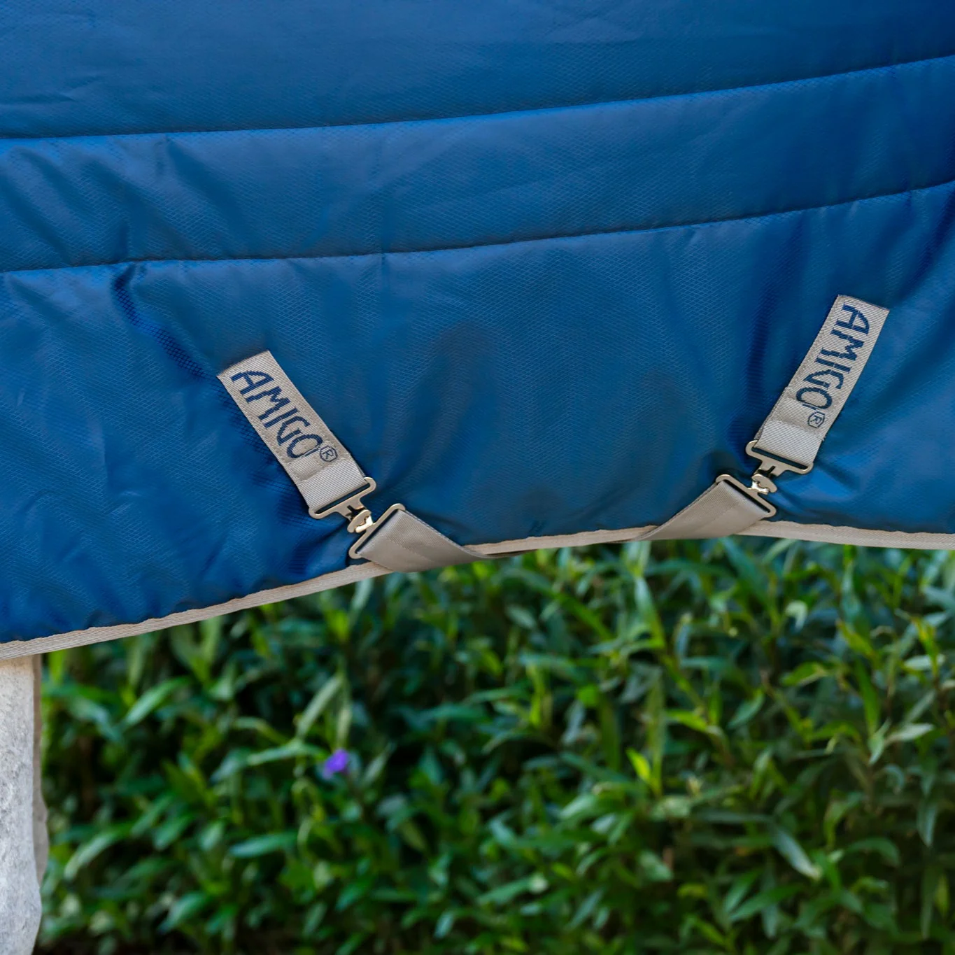 Horseware Ireland Amigo Ripstop Insulator 550g Plus Stable Rug - Image 4