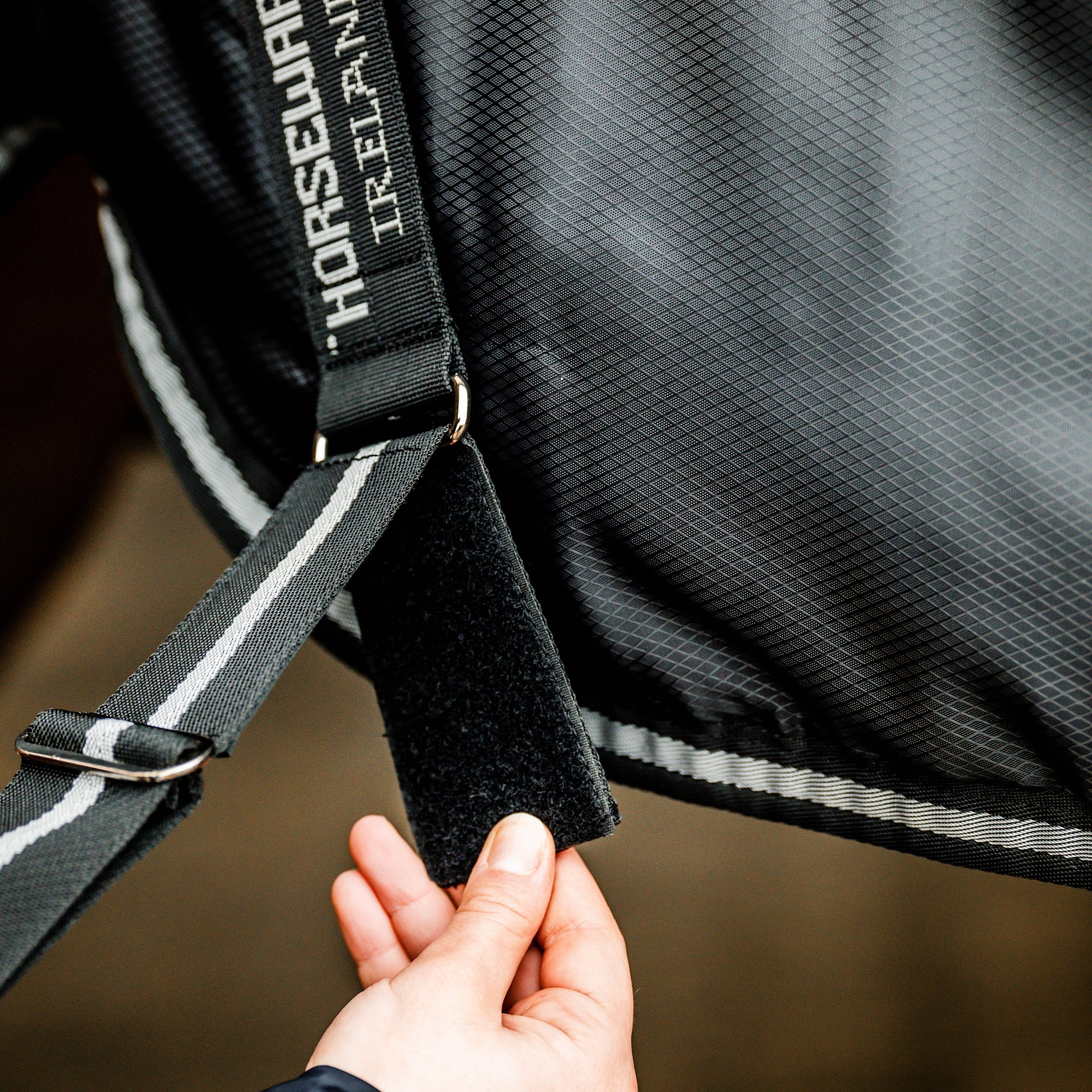 Horseware Ireland Easy-Layer 400g Stable Rug Plus - Image 8