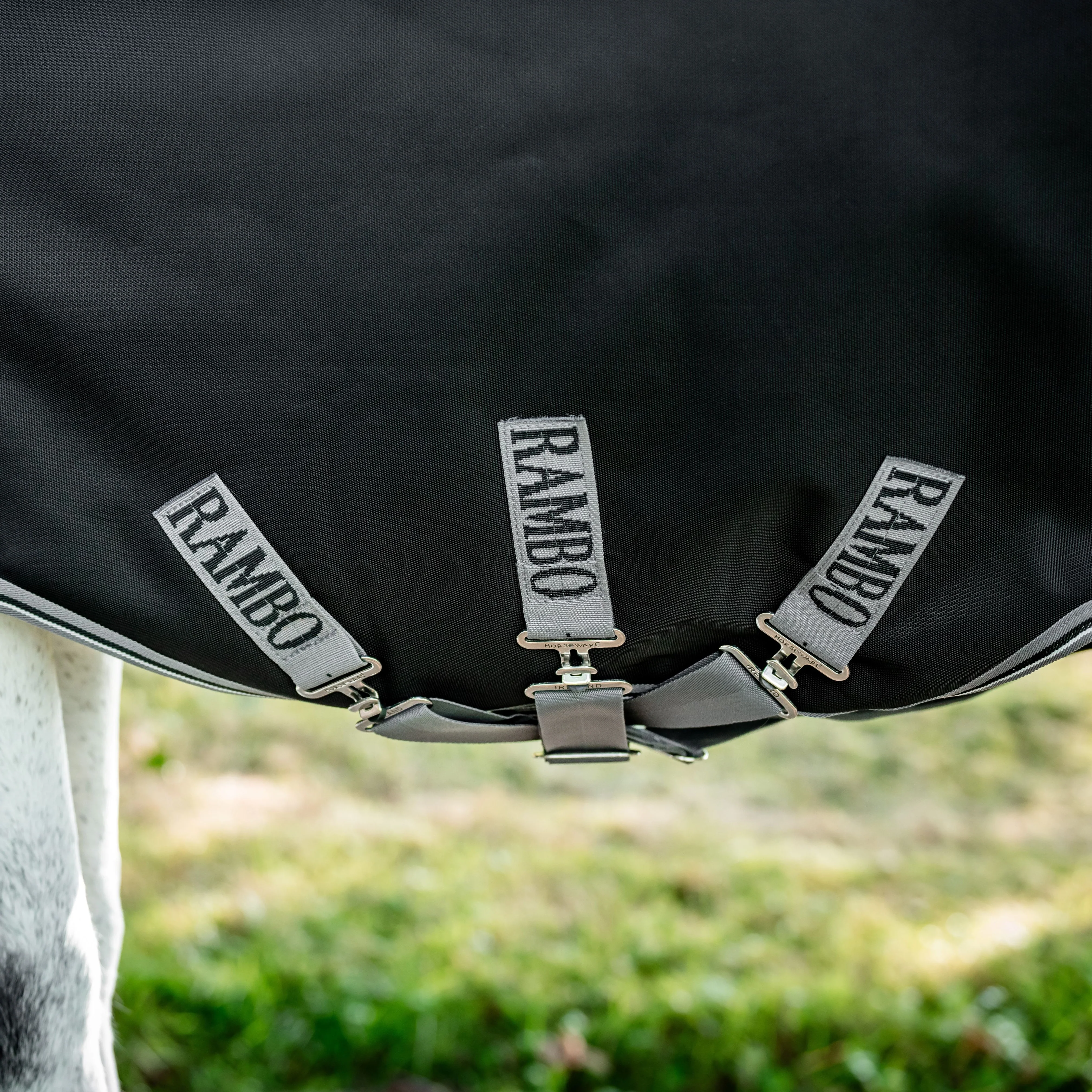 Horseware Ireland Rambo 1680D 0g Turnout Rug - Image 16