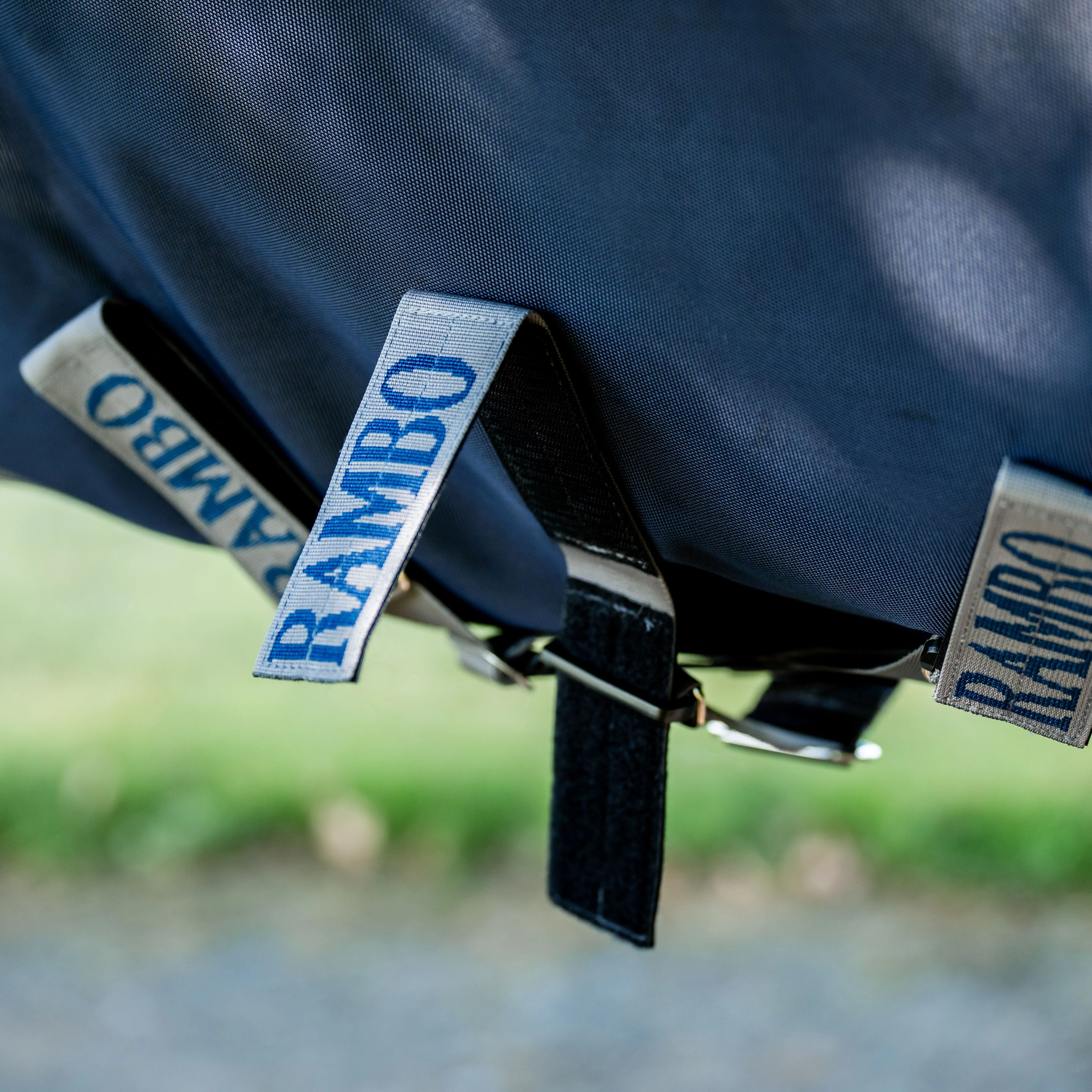 Horseware Ireland Rambo 1680D 100g Turnout Rug - Image 11
