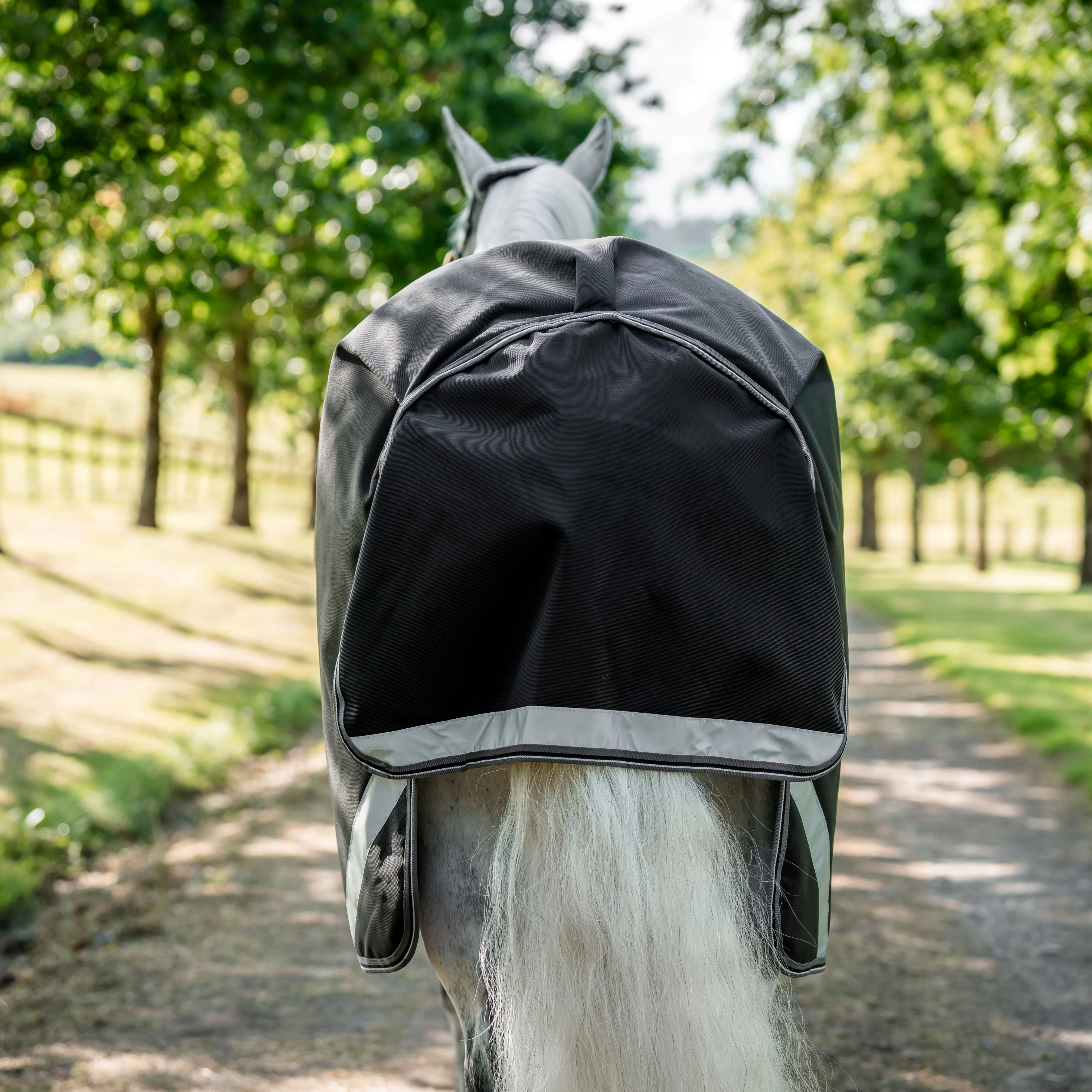 Horseware Ireland Rambo 1680D 100g Turnout Rug - Image 14