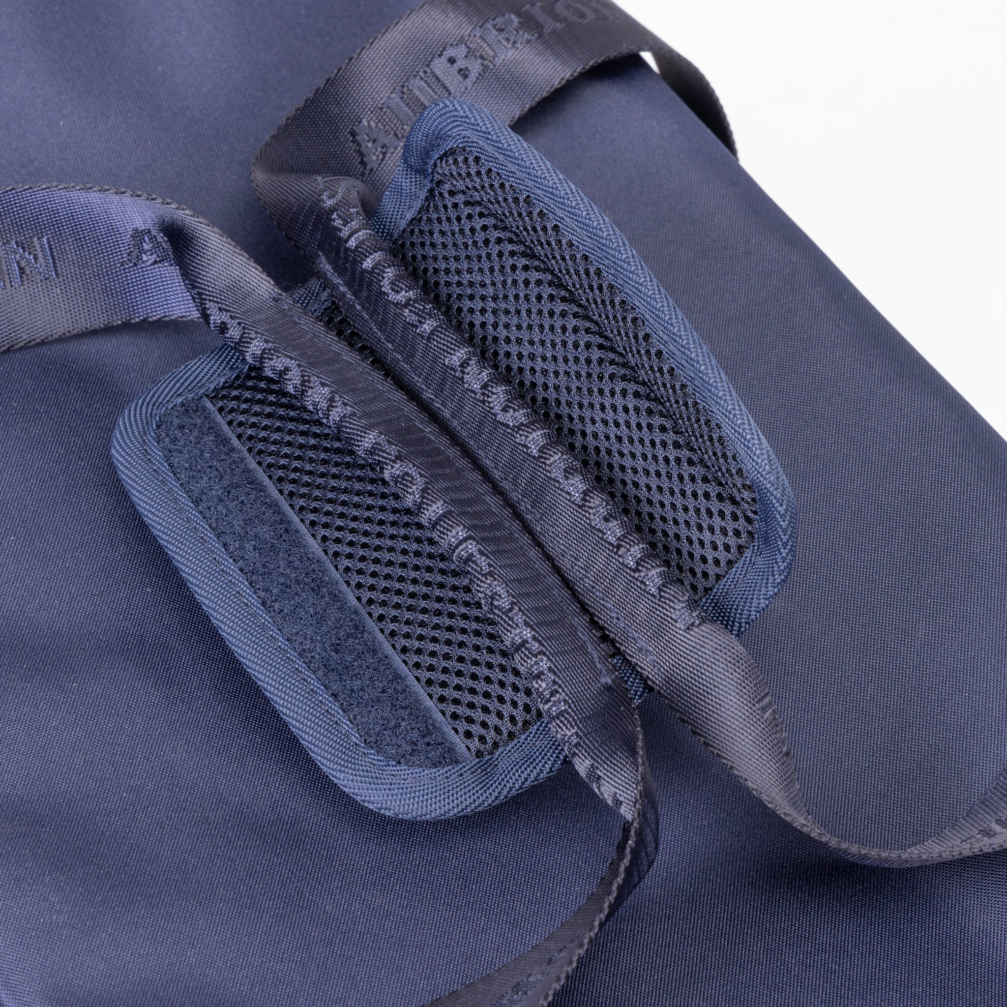 Shires Aubrion Equestrian Holdall - Image 7