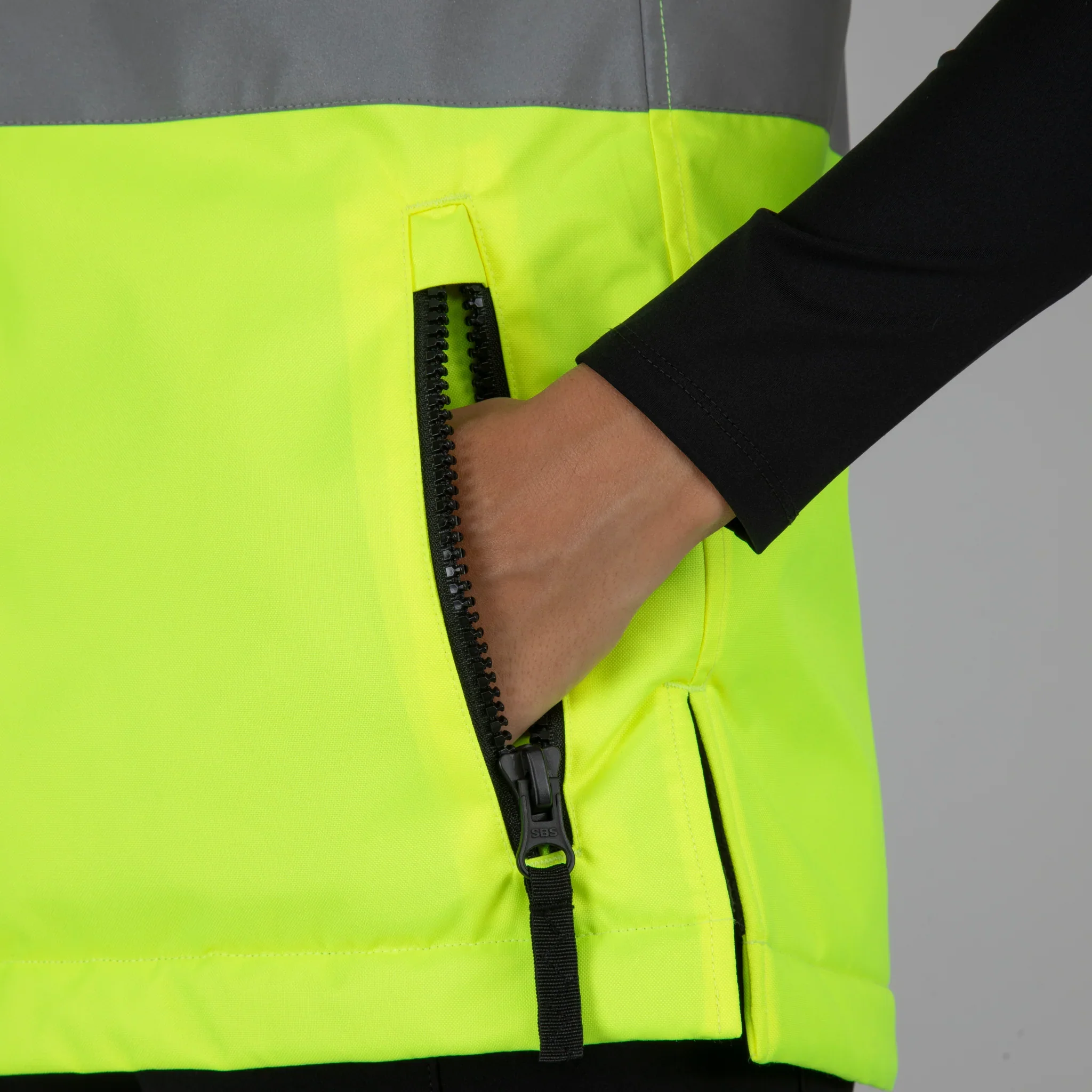 Shires EQUI-FLECTOR® Gilet - Image 7