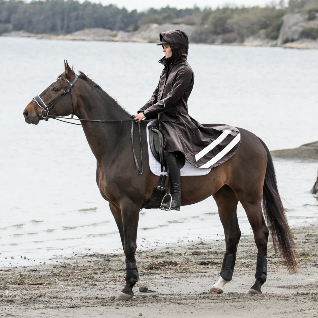 Stierna Nova Rain Coat - Image 8